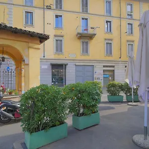 conte-rosso-house.it-lombardy.com/